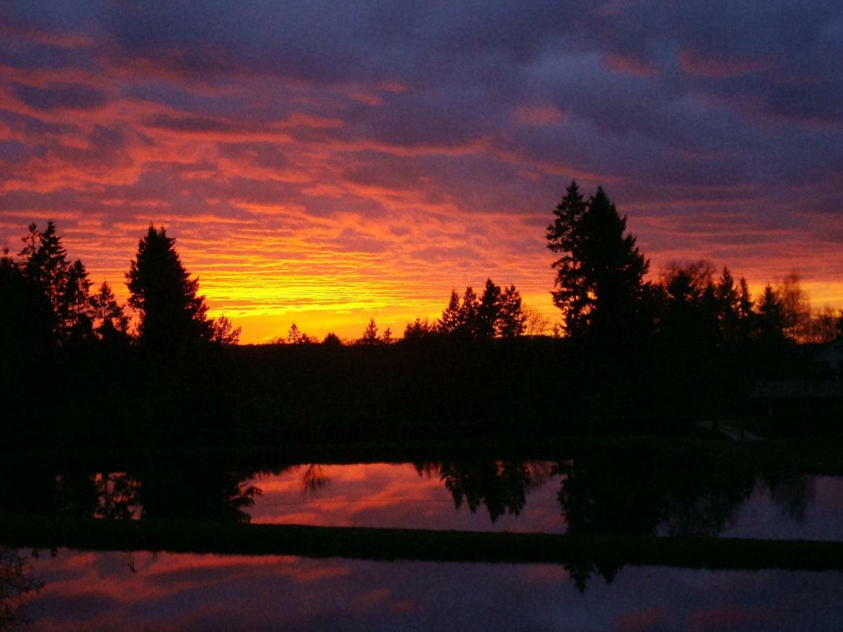 Lieux-Au-Lac Augignac Esterno foto