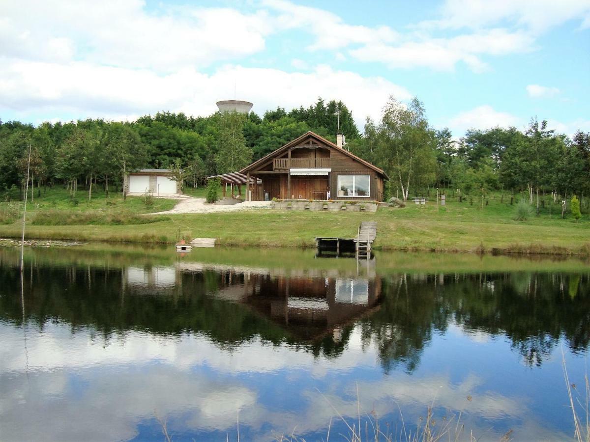 Lieux-Au-Lac Augignac Esterno foto